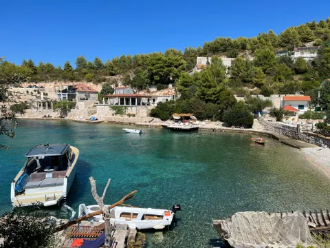 Hvar - Poljoprivredno zemljište, 46000 m2