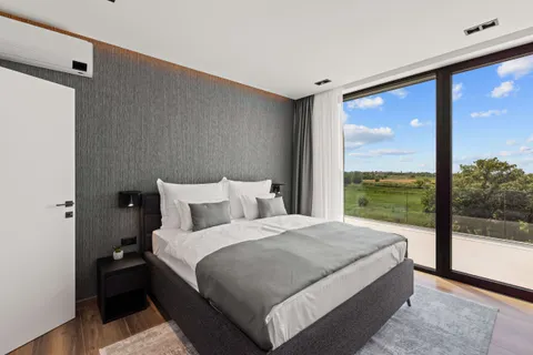 Istra, Poreč – Dizajnerska vila s pogledom na more 310 m2