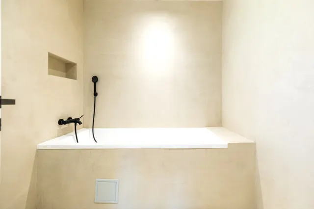 Trogir - Nova moderna vila od 300m2 s bazenom i jacuzzijem