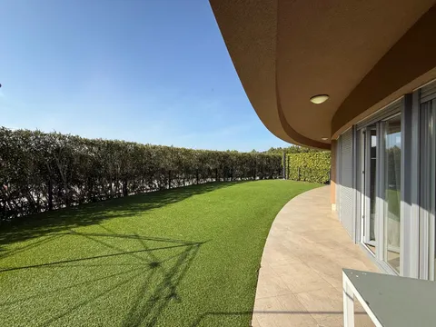 Šibenik, Podsolarsko - Dvosoban stan s vrtom 91 m2