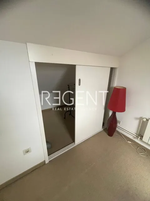 Zagreb, Kvaternikov Trg - Dvoetažni stan 150 m2 najam