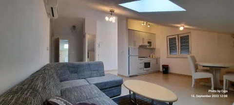 Zadar, Ražanac - predivna kuća od 220m2 na parceli od 477m2 prodaja