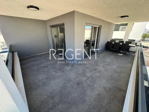 Zadar, Vir - Luksuzni penthouse 50m od mora 136 m2