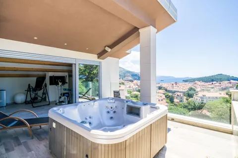 Dubrovnik - Jedinstvena vila sa spektakularnim pogledom na more