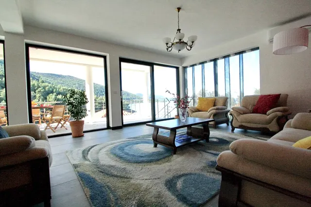 Korčula - Ekskluzivna kamena kuća na Smaragdnom otoku