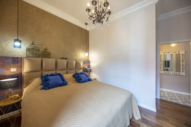Zagreb, Frankopanska - Luksuzan građanski stan u centru grada 110 m2