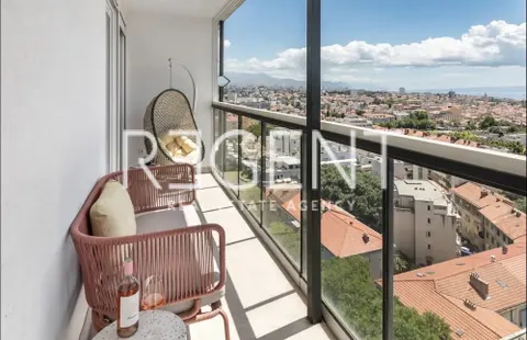 Split, Spinut - Penthouse za dugoročan najam 78 m2