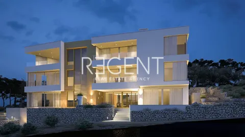 Trogir, Čiovo - Luksuzna novoizgrađena vila 100 m od mora, 579m2