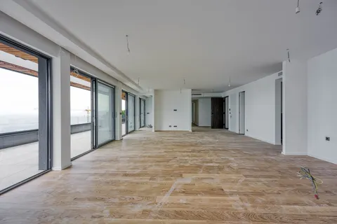 Kvarner, Opatija - Luksuzan penthouse s bazenom, novogradnja 275 m2