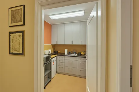 Zagreb, Martinovka - stomatološka ordinacija 60 m2 prodaja