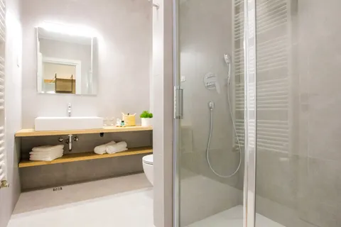 Plitvice, Selište Drežničko - Uhodani hotel na Plitvicama *Prilika za investiciju*