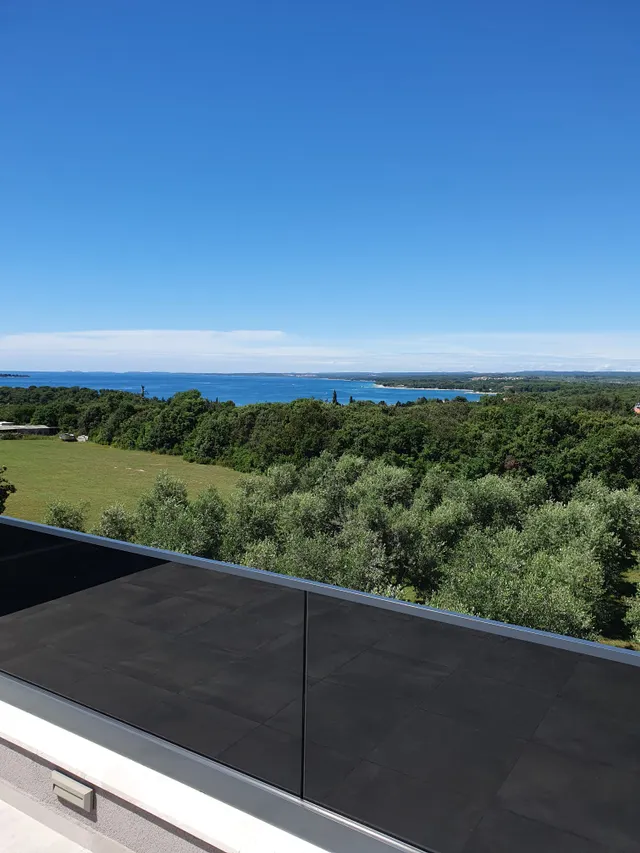 Istra, Pula - Luksuzna vila 250 m2 s pogledom na Brijune