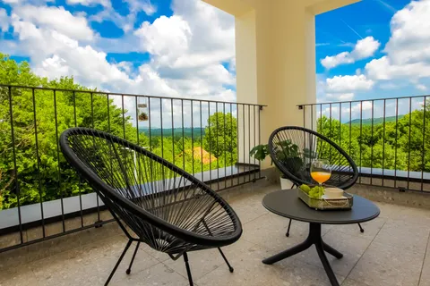 Plitvice, Selište Drežničko - Uhodani hotel na Plitvicama *Prilika za investiciju*