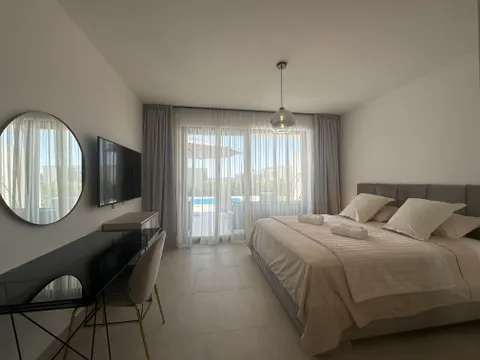 Split, Kaštela - Luksuzna Vila 188 m2 s pogledom na more