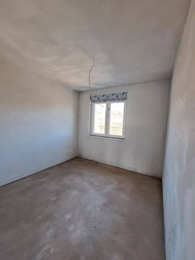 Novi Vinodolski - Moderan trosoban stan na mirnoj lokaciji 63 m2