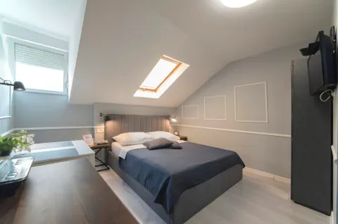 Zagreb, Trg bana Josipa Jelačića - Dvosoban stan 38 m2