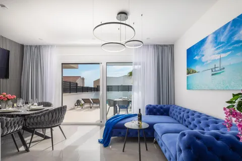 Šibenik, Vodice - Luksuzna vila na Jadranskoj obali