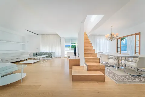 Zagreb, Pantovčak - Luksuzan dvoetažni penthouse 277 m2, NAJAM