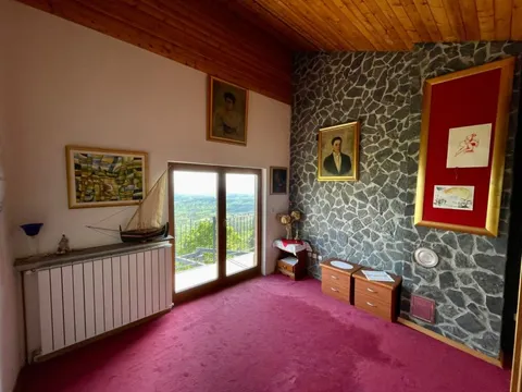 Jastrebarsko, Plešivica - Jedinstvena kuća u Parku prirode Žumberak