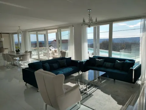 Istra, Labin - Luksuzna vila suvremenog dizajna s pogledom na more 225 m2