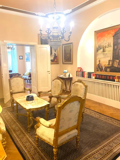 Zagreb, Centar – Građanski stan 244 m2 NOVA CIJENA