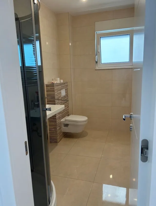 Split, Marjan - Trosoban stan s vrtom 112 m2