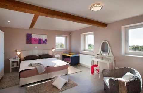 Istra, Vodnjan - Prekrasna kamena vila 230 m2