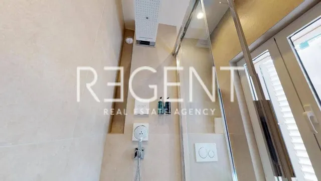 Split, Centar - Dioklecijanova Palača dva studio apartmana 65 m2