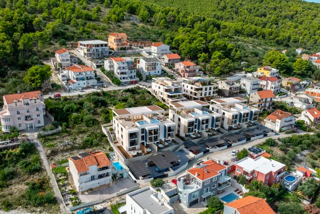 Trogir, Čiovo - Studio apartman u luksuznom apartmanskom naselju u blizini mora 33 m2
