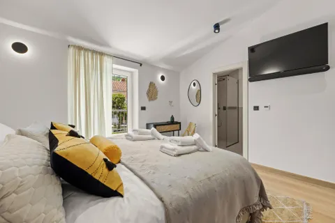 PRIVATNO: Kvarner, Opatija - Luksuzna vila na prekrasnoj lokaciji