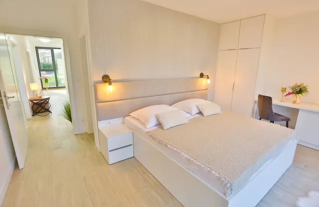 Split, Kučine - Luksuzna vila 700 m2