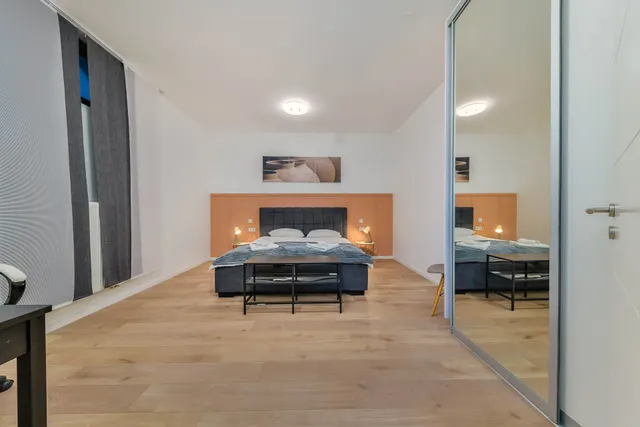 Zagreb, Trešnjevka - četverosoban dvoetažan stan s privatnom garažom 141 m2