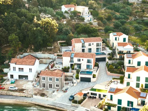 Dubrovnik, Slano – Moderna kamena kuća uz more