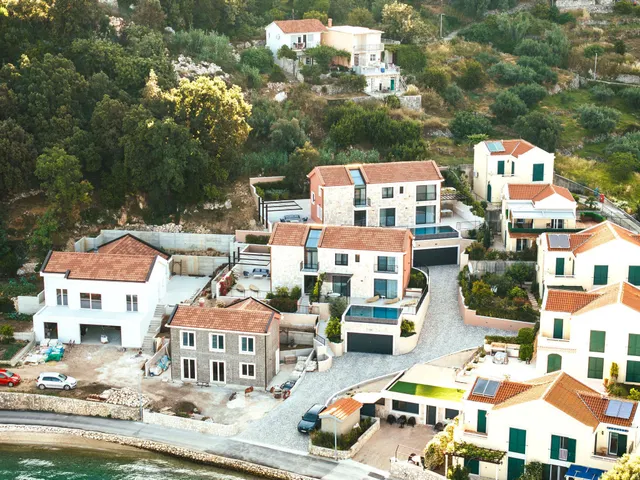 Dubrovnik, Slano – Moderna kamena kuća uz more