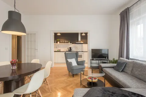 Zagreb, Draškovićeva- Luksuzan šesterosoban penthouse 218m2