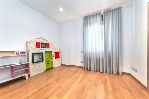 Zagreb, Gajeva - Luksuzan četverosoban stan 170 m2