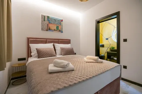 Makarska, Zagvozd - Luksuzna vila s bazenom 270 m2