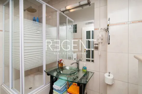 Brač, Mirca- kamena vila s pogledom na more, 300m2