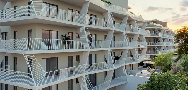 Split, Orišac – Luksuzni trosoban penthouse s bazenom i panoramskim pogledom na more 263,45 m²