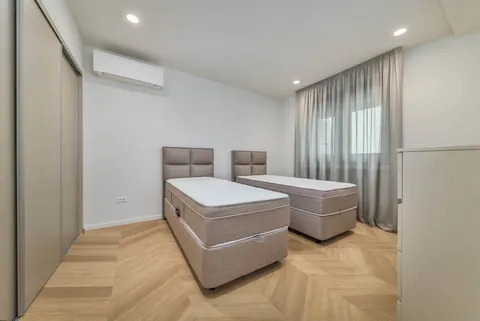 Zagreb, Centar – Luksuzan dvoetažan penthouse 144 m² za Najam