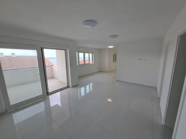 Crikvenica - Četverosoban stan s dvije terase 123 m2, NOVOGRADNJA