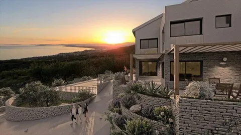 Split, Podstrana - Zemljište s projektom, 5300m2