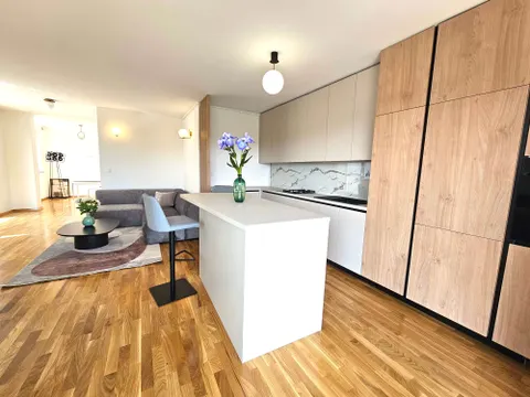 Zagreb, Pantovčak - Četverosoban stan s terasom + garaža 118 m2, Prvi najam