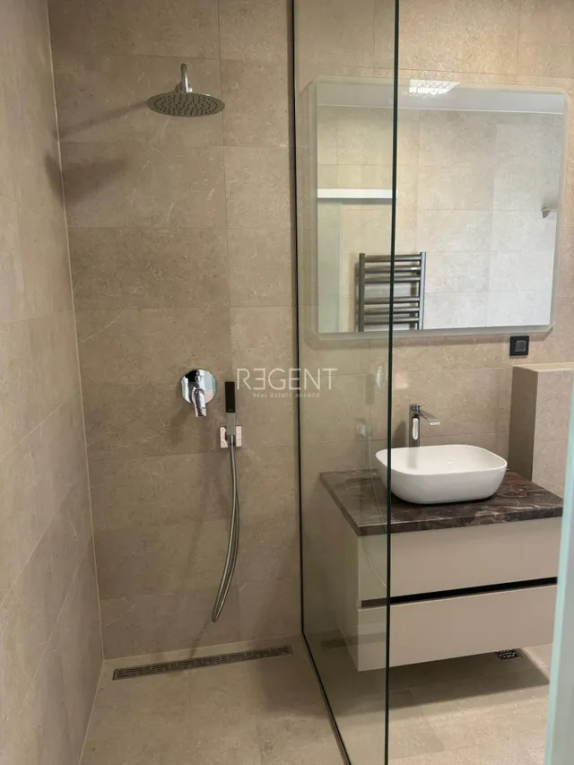 Zagreb, Remete - Moderan penthouse 112 m2 najam