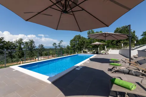 Istra, Labin - Moderna vila s bazenom