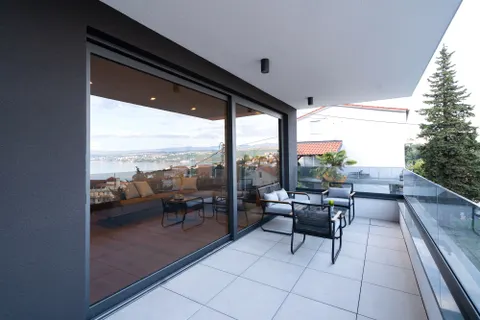 Opatija – Moderan trosoban stan s pogledom na more 139,9 m2