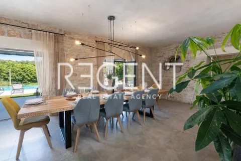 Istra, Tinjan – Elegantna vila s bazenom