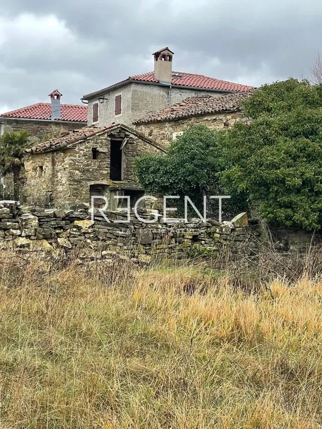 Istra, Kostrčani - Projekt, kamena stancija s mogućnošću renovacije i izgradnje kamene vile