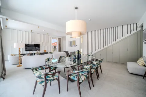 Brač, Sutivan - Predivna vila u blizini mora 274m2