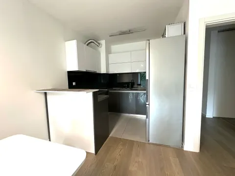 Zagreb, Bundek, Meandar - Moderan trosoban stan za najam, Novogradnja 80 m2